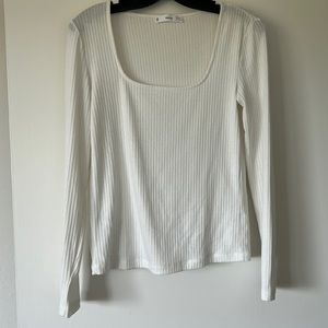Mango long sleeve ribbed t shirt. Size small. White.
